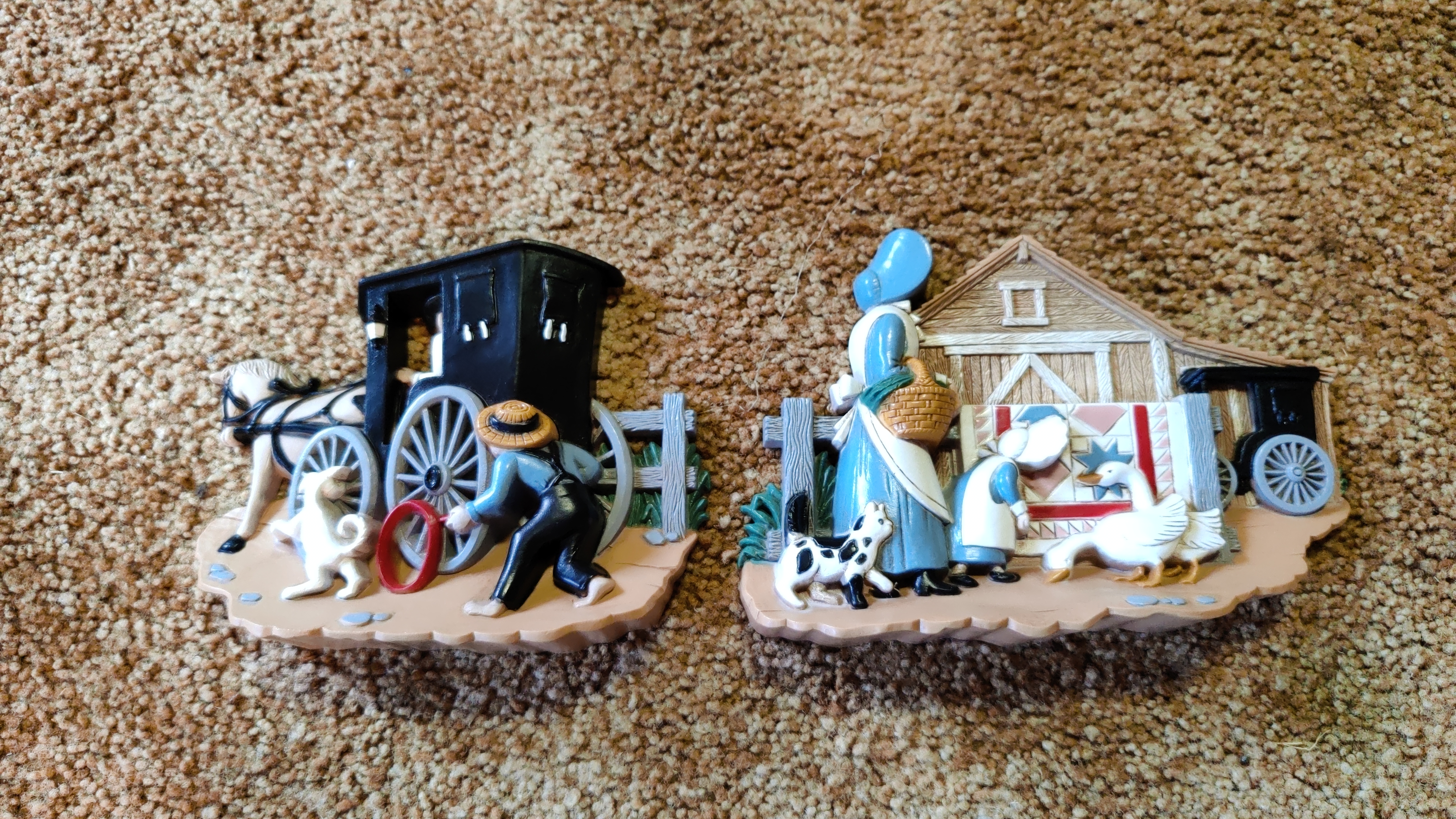 1626 CV - Rural Amish Plaques